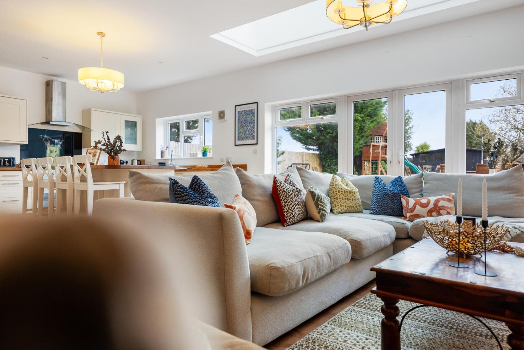 Long Term And Summer Special Offer! 5-Bedroom Spacious, Stunning Design, Sociable Areas & Cosy House Near South Downs Park, Sleeps 11 With Games Room, Private Parking And Garden- By Blue Puffin Stays Waterlooville Bagian luar foto
