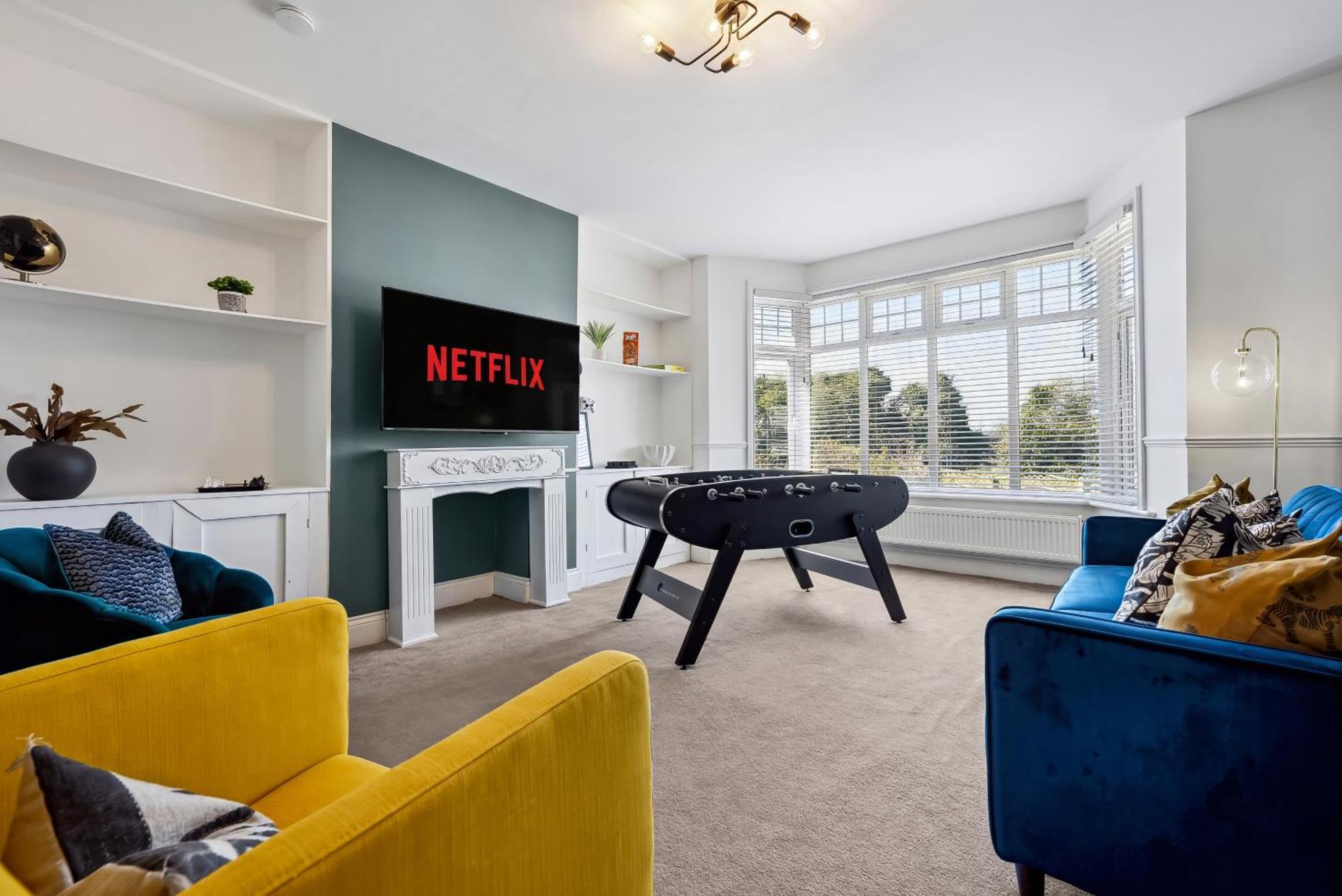 Long Term And Summer Special Offer! 5-Bedroom Spacious, Stunning Design, Sociable Areas & Cosy House Near South Downs Park, Sleeps 11 With Games Room, Private Parking And Garden- By Blue Puffin Stays Waterlooville Bagian luar foto